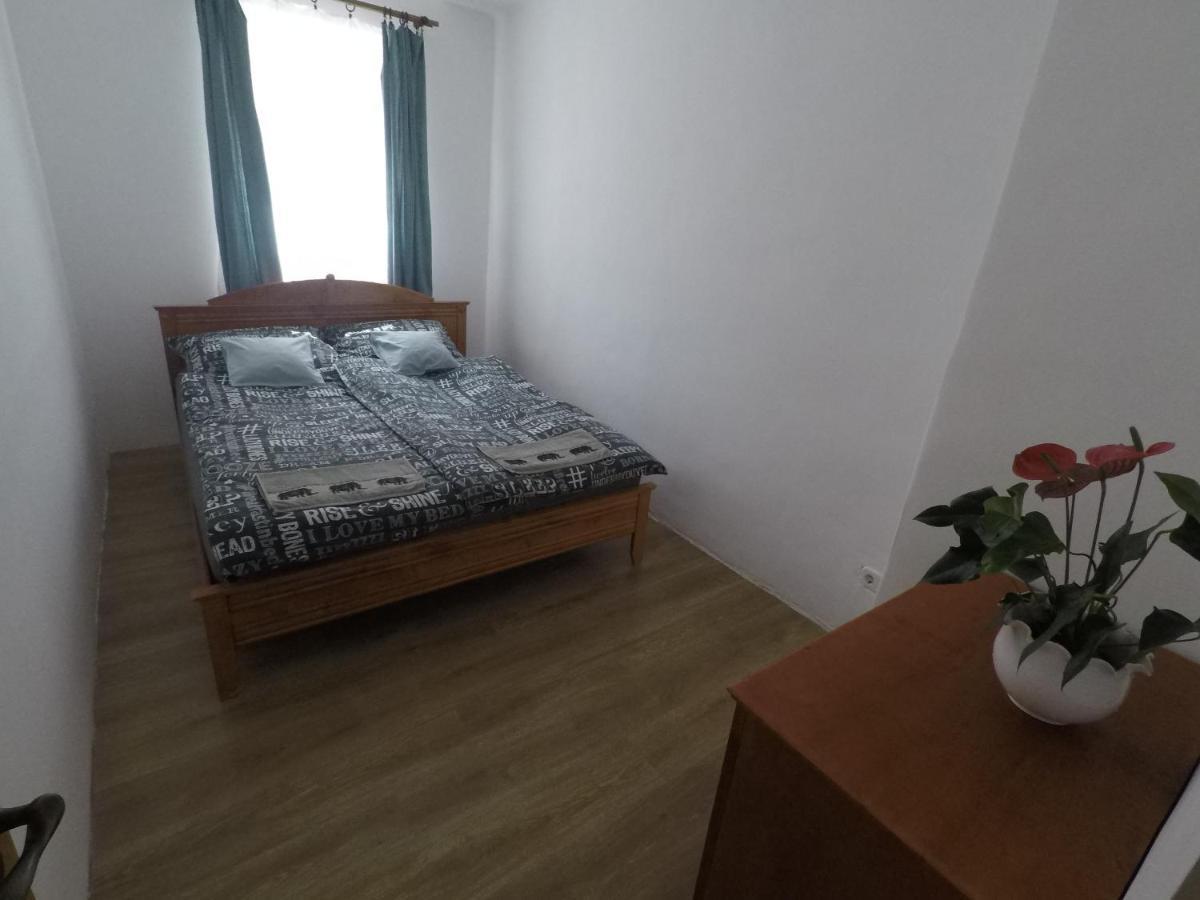Appartamento Balcsi1 Balatonfůzfő Esterno foto
